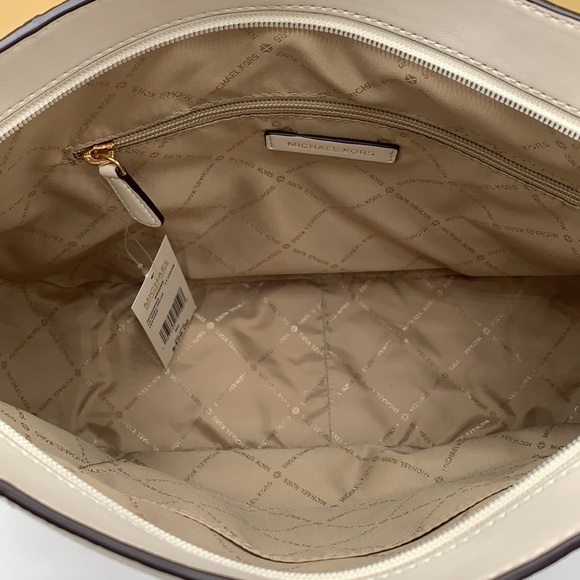 MICHAEL KORS BROOKE LG HOBO SHOULDER BAG LEATHER LT CREAM - Picture 12 of 16